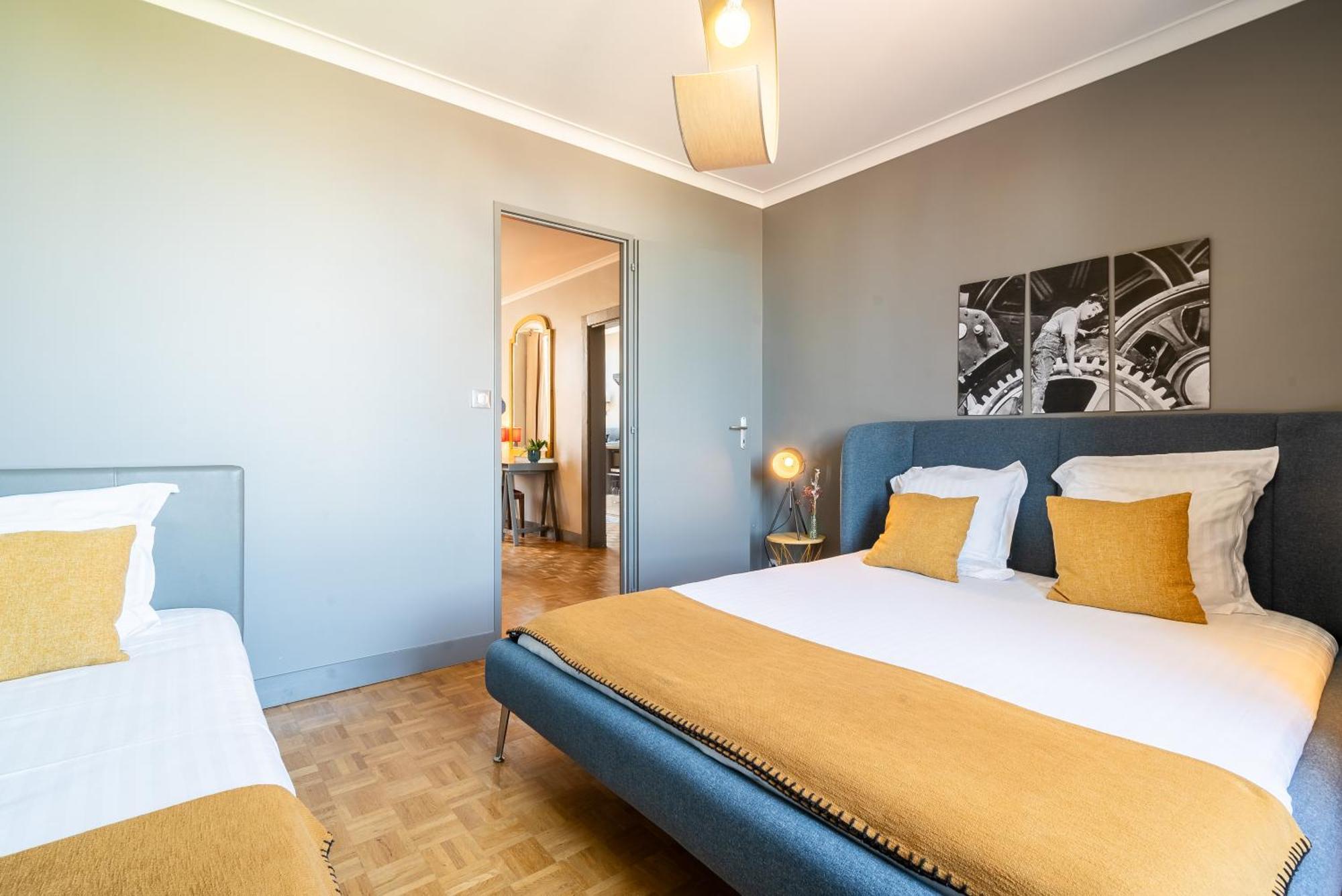 Dupain & Dubeurre Appart'Hotel - Parking En Supp 리모주 외부 사진